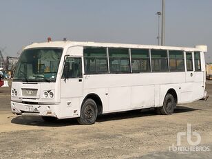 Tata 1512 4x2 27-Seat Transit autobús de turismo