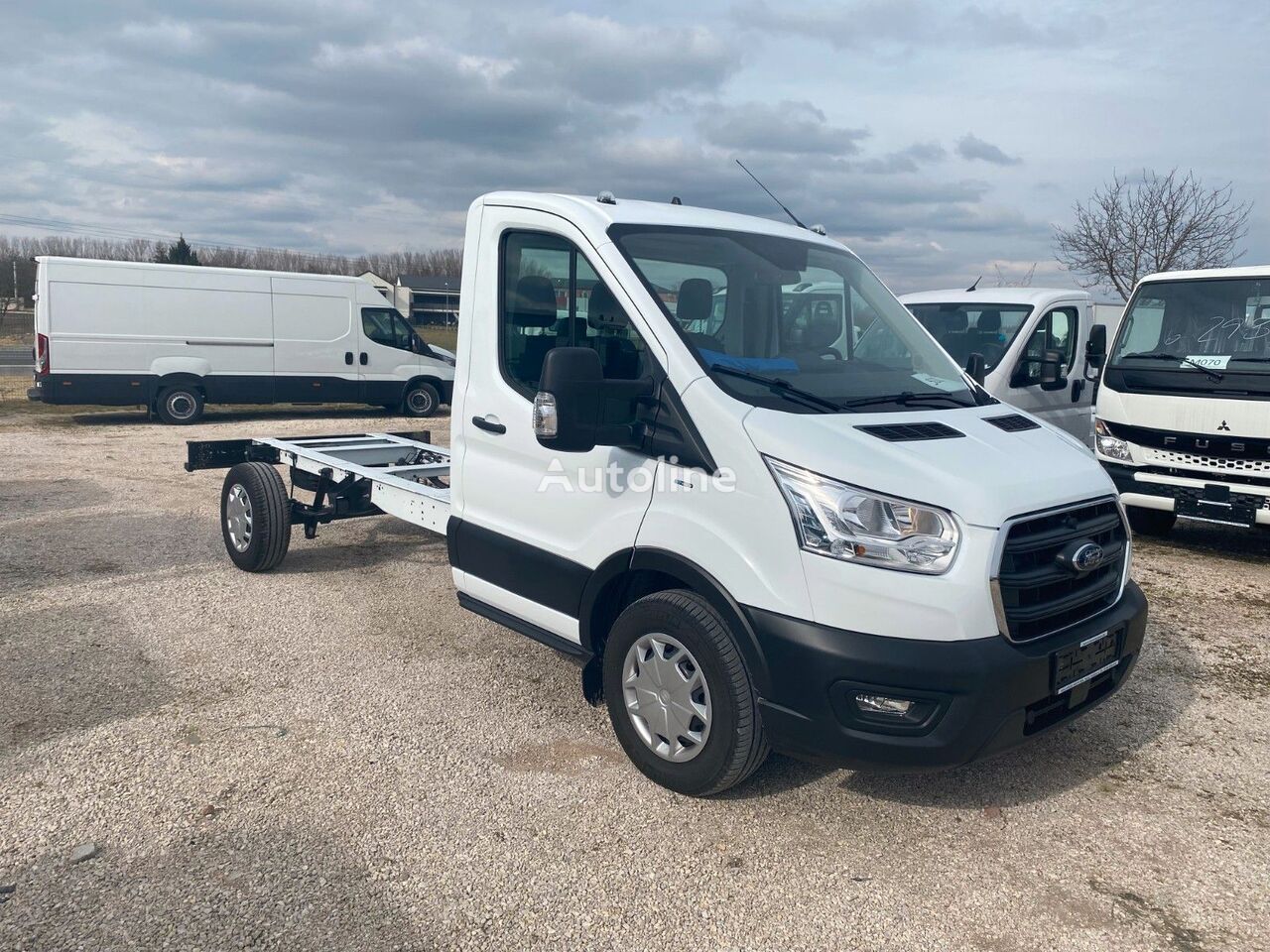 Ford Transit L3H1 Chassis SC Trend Fahrgestelle 2.0 camión chasis nuevo