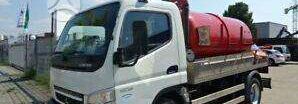 Mitsubishi CANTER 7C15 camión cisterna