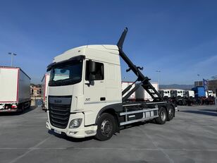 DAF XF460.26  camión con gancho