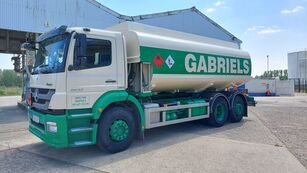 Mercedes-Benz AXOR camión de combustible