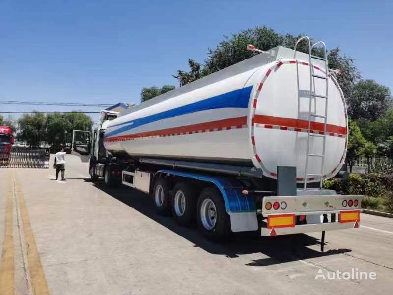 Tri Axle Oil Fuel Tank Semi Trailer 45000 Liters Fuel Tanker Tra remolque de combustible