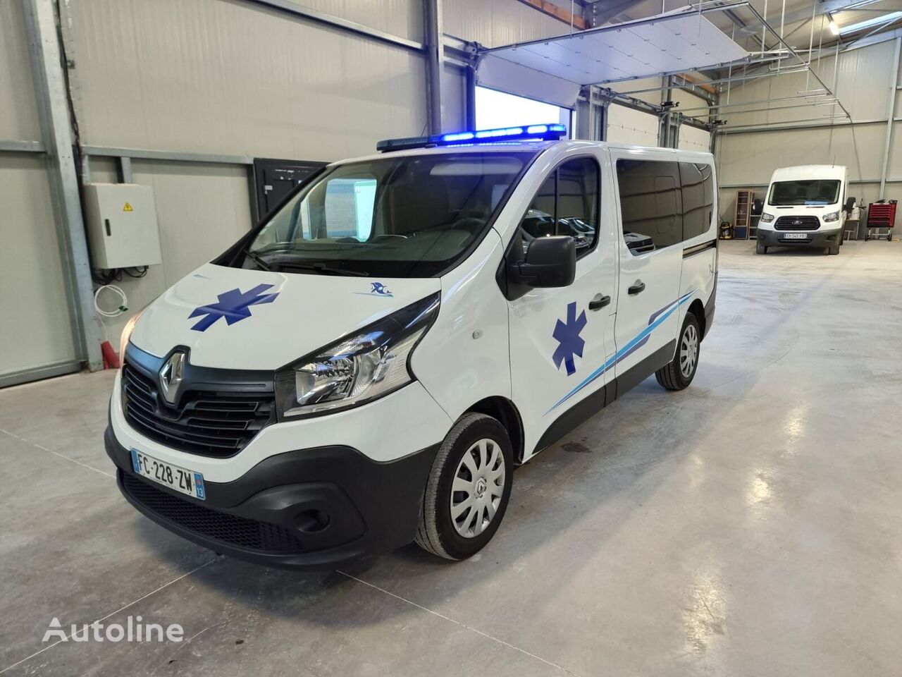 Renault TRAFIC 2019  ambulancia