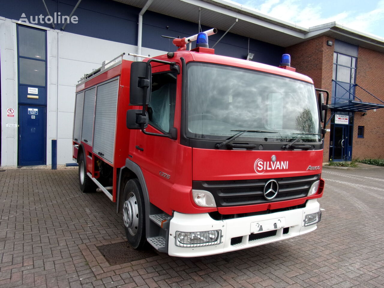 Mercedes-Benz ATEGO camión de bomberos nuevo