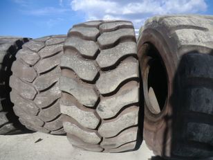 neumático para niveladora Michelin 35.65R33 TIRE
