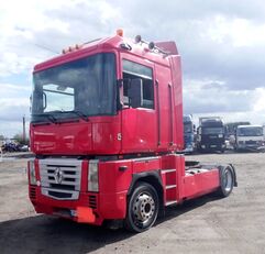 Renault Magnum 440 tractora