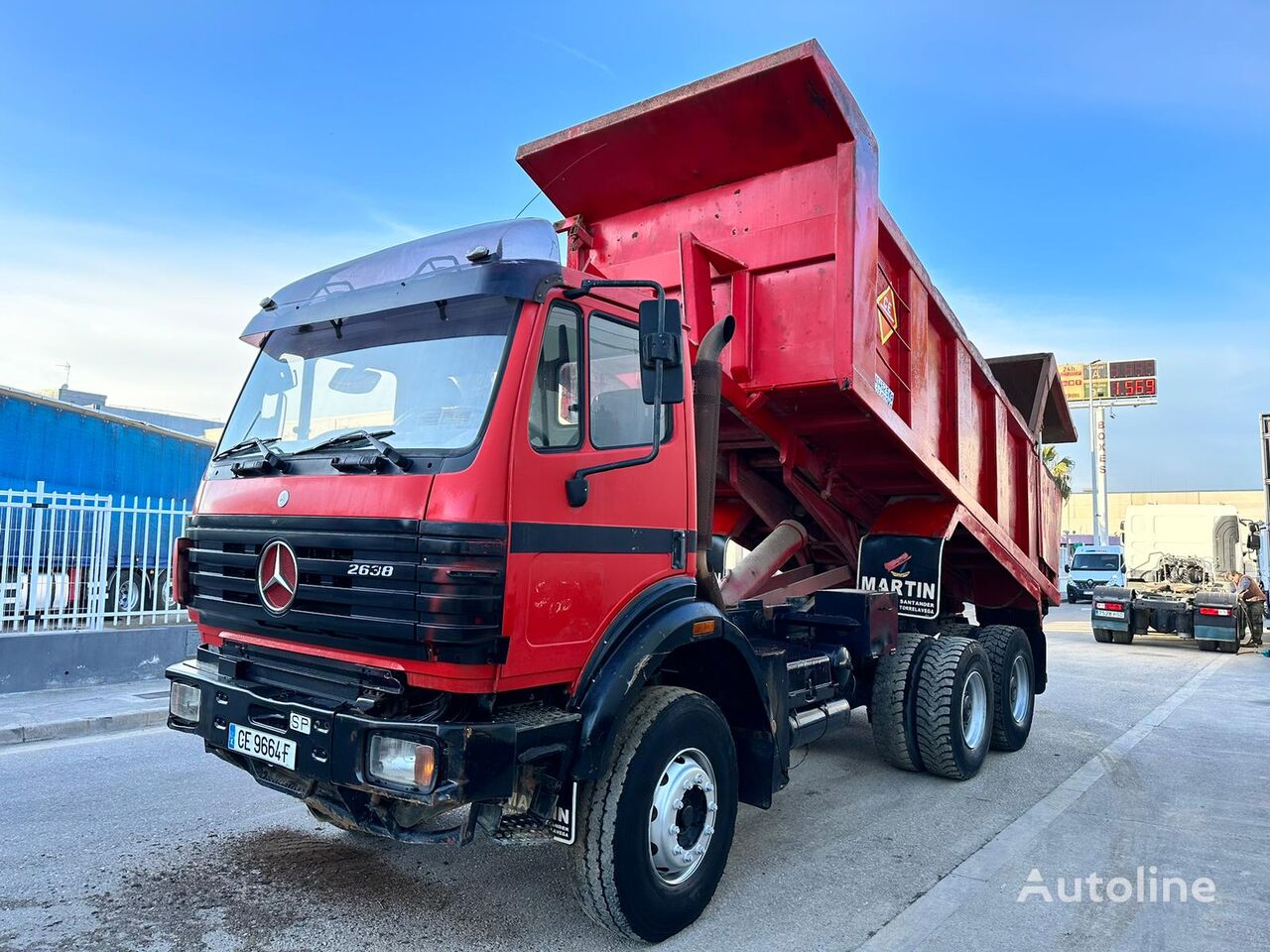 Mercedes-Benz 2838 SK volquete